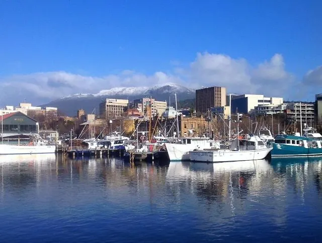 55 Davey Townhouse 2, Salamanca On Your Doorstep Hobart